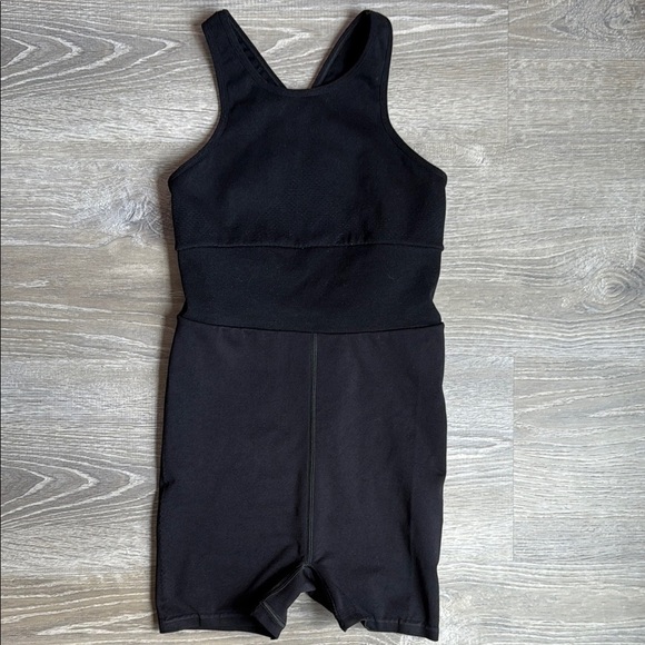 FP Movement Every Single Time Runsie XS/S - Picture 2 of 11